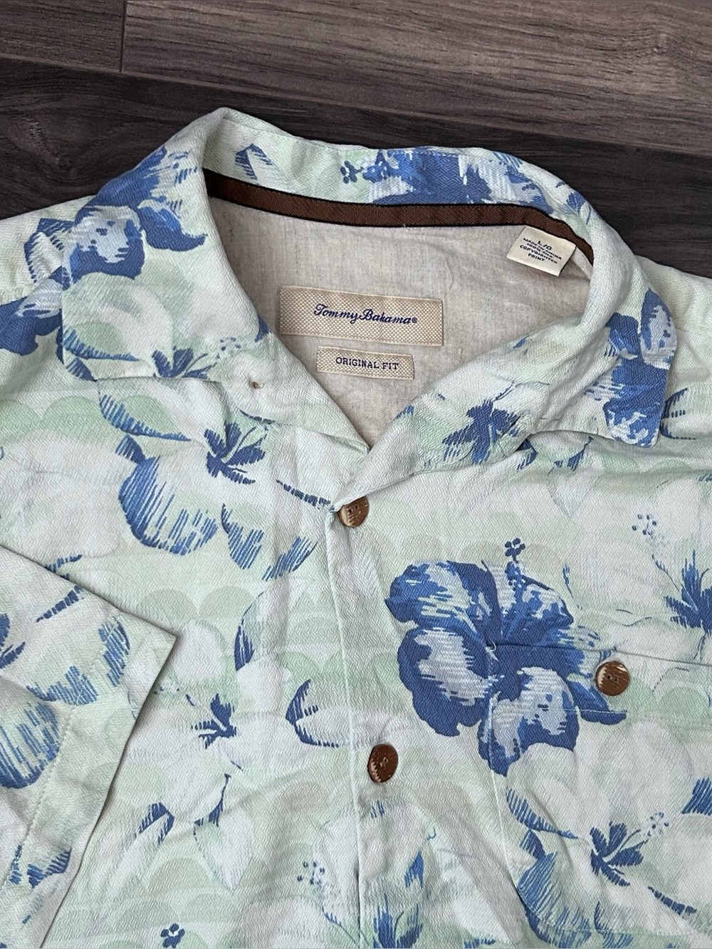 Tommy Bahama 100% Silk Original Fit Hawaiian Floral Button Shirt Mens Large